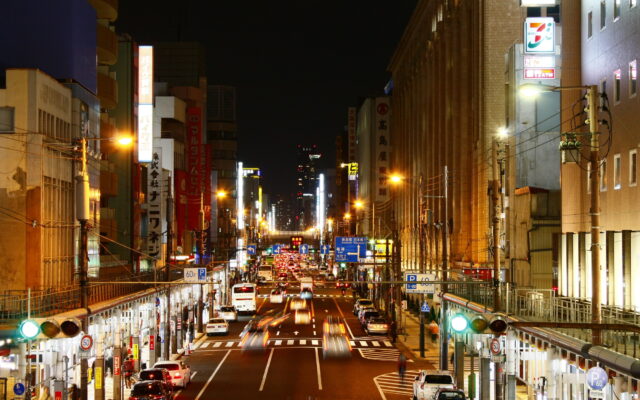 日本橋電気街の夜・北方向