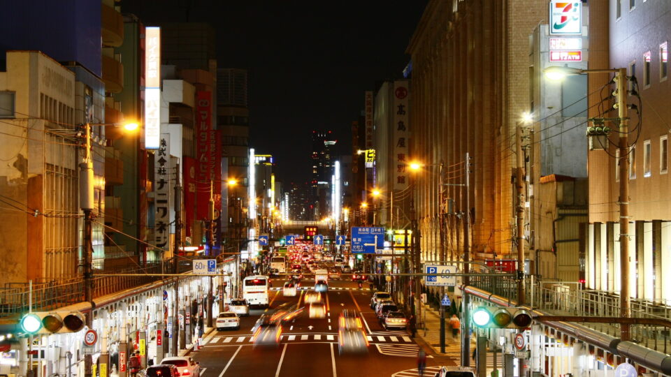 日本橋電気街の夜・北方向